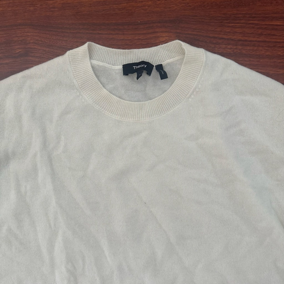 Women's Theory Off-White Cashmere Crew Neck Sweater M - Picture 2 of 6